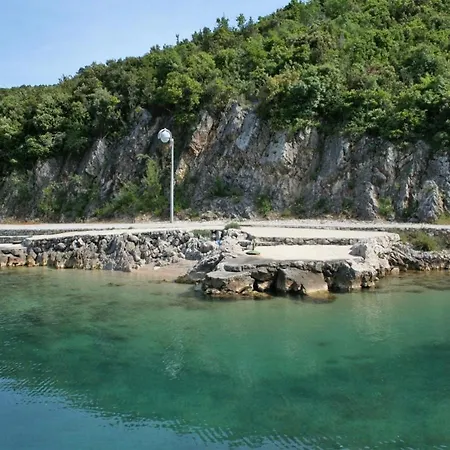 By The Sea Cove Vela Prapratna Apartment Oskorusno