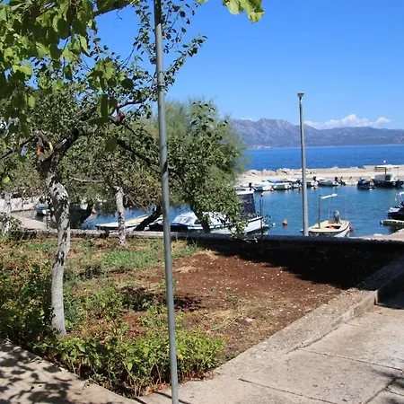 By The Sea Cove Vela Prapratna Апартаменты