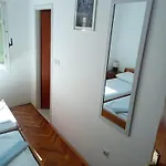 By The Sea Cove Vela Prapratna Apartman Oskorusno