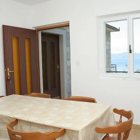 By The Sea Cove Vela Prapratna 아파트 Oskorusno