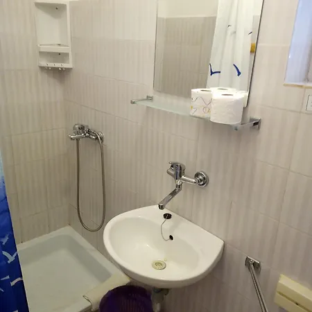 Apartment By The Sea Cove Vela Prapratna